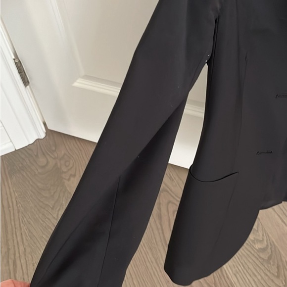 Woman’s Blazer - Picture 3 of 3